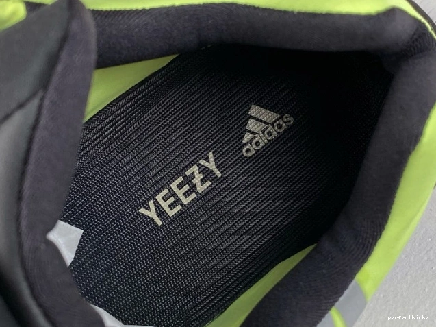 Yeezy FY3727 Adidas 700 MNVN Boost Phosphor 0808